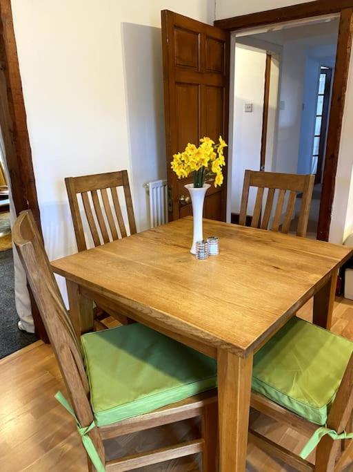 Dining 1